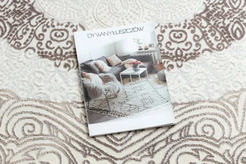 Dywan CORE 8111 Ornament Vintage - Strukturalny, dwa poziomy runa, beż