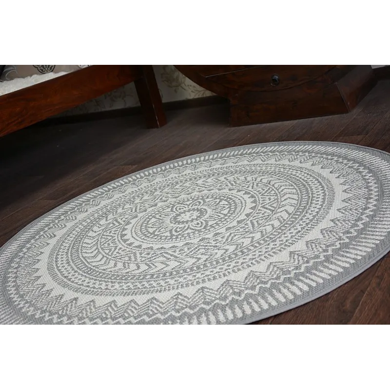 Tappeto rotondo in sisal, perfetto per spazi esterni