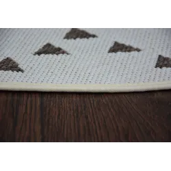Tappeto in sisal con design a vetro colorato, perfetto per la cameretta