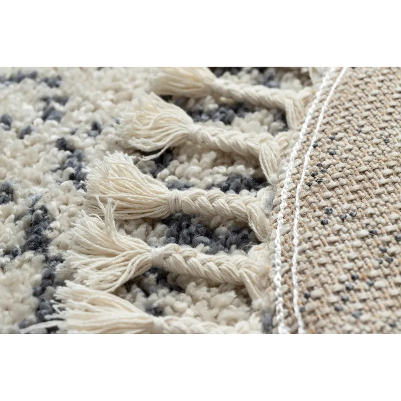 Tappeto con frange, perfetto per un interno boho-chic