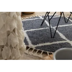 Tappeto morbido e accogliente, perfetto per camere da letto e soggiorni
