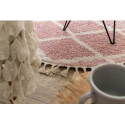Tappeto in stile boho, perfetto per decorare le stanze dei bambini