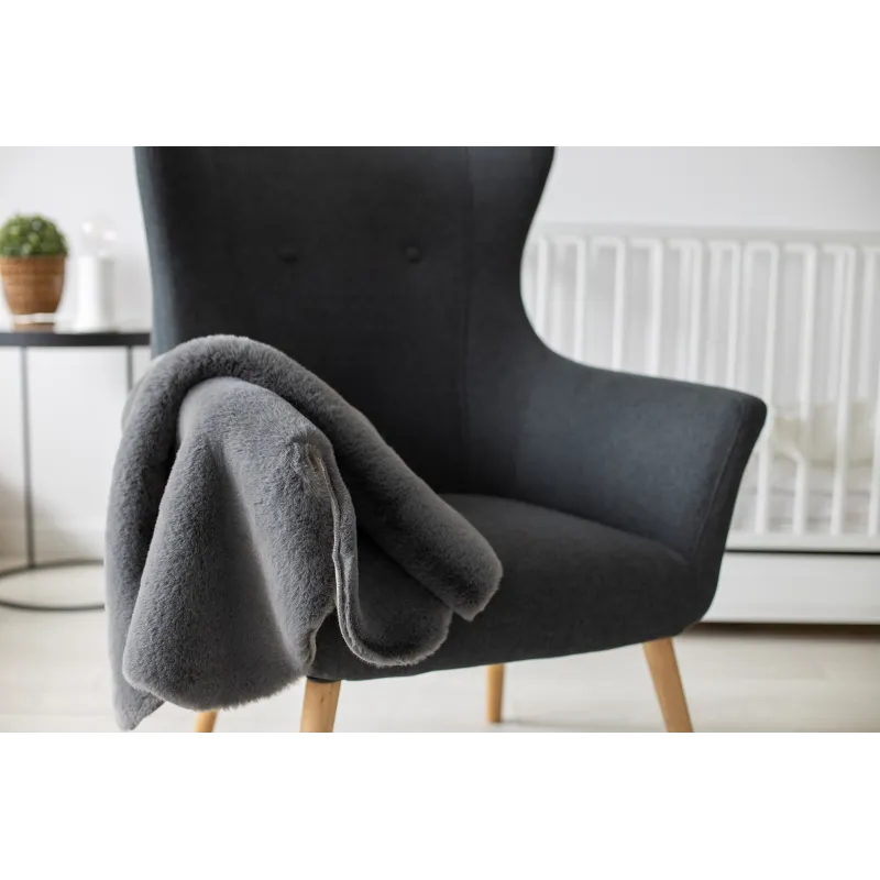 Tappeto NEW DOLLY con texture morbida, ideale per camere da letto o salotti