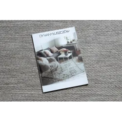 Tappeto in sisal dal design moderno, ideale per interni contemporanei