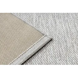 Tappeto in sisal naturale, morbido al tatto, perfetto per la camera da letto