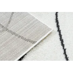 Tappeto moderno con design unico, perfetto per interni eleganti