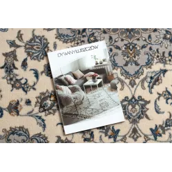 Tappeto NAIN Ornamento in tonalità beige e blu, perfetto per il soggiorno