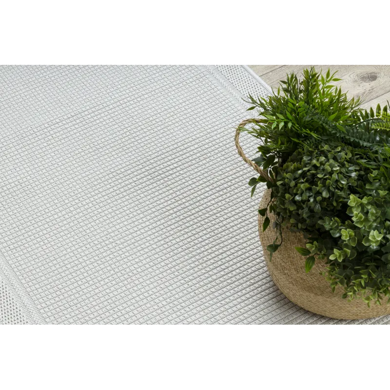 Tappeto TIMO 5979 bianco, ottima scelta per giardini eleganti