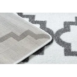 Tappeto SKETCH in morbido materiale, ideale per il soggiorno