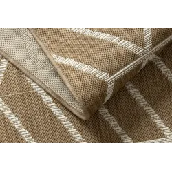 Tappeto geometrico in sisal, ideale per esterni o terrazze, stile naturale