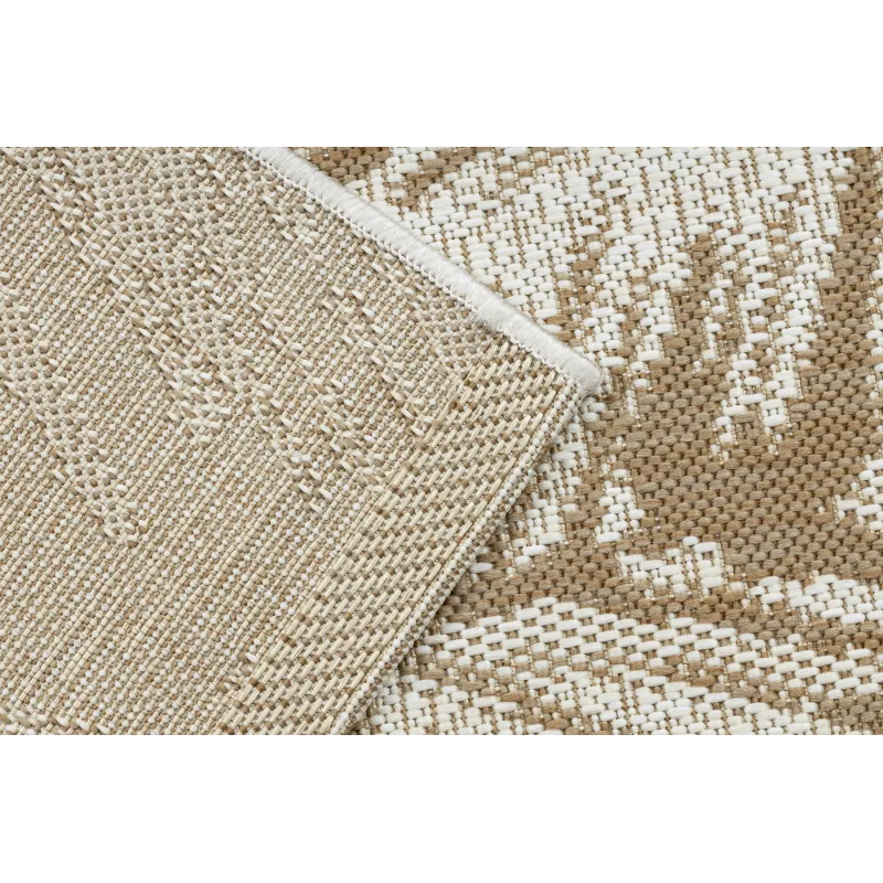 Tappeto in sisal con texture naturale, perfetto per la camera da letto