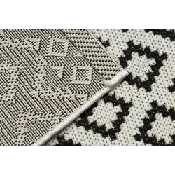 Tappeto in sisal con superficie liscia, perfetto per la camera da letto o l'ufficio