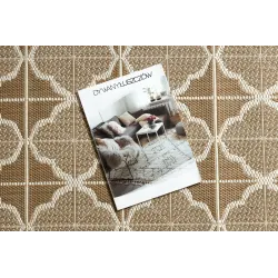 Elegante tappeto in sisal beige, perfetto per interni moderni