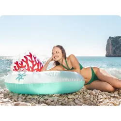 Ciambella da nuoto colorata, perfetta per il divertimento estivo in piscina