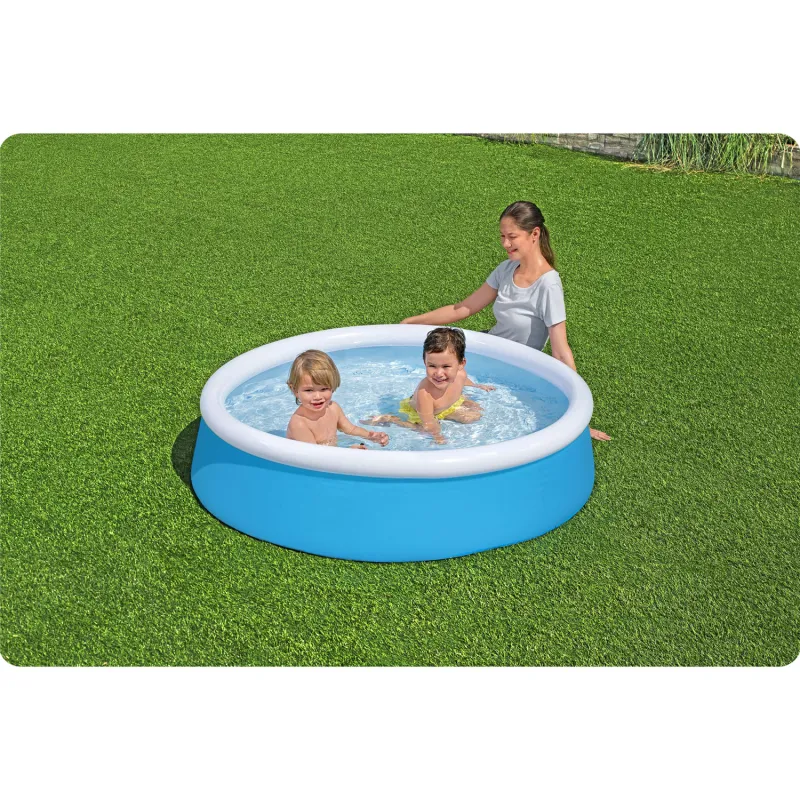 Piscina per bambini che offre gioia e refrigerio nelle giornate calde