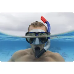 Set di snorkeling blu, perfetto per esplorare il mondo sottomarino