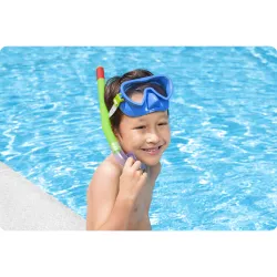 Set da snorkeling blu, realizzato con materiali di alta qualità