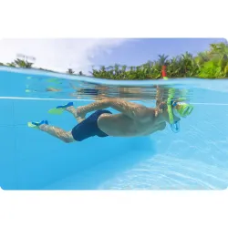Ideale per lo snorkeling in mare o lago, un set per tutta la famiglia