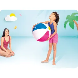 Pallone da Spiaggia Gonfiabile Arcobaleno 61 cm, realizzato in materiale resistente, perfetto per l'estate