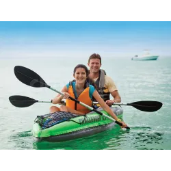 Kayak INTEX 68306, ideale per gite in famiglia sull'acqua, per due persone