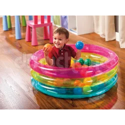 Piscina gonfiabile morbida e piacevole, ideale per i più piccoli
