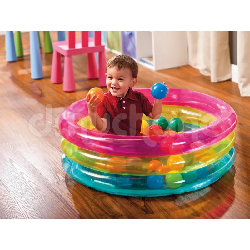Piscina gonfiabile morbida e piacevole, ideale per i più piccoli